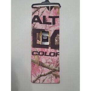 New RealTree Pink Camo Towel